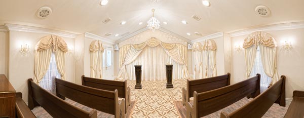 Victorian wedding chapel, las vegas :: chapel of the flowers Lit 2 place victorien